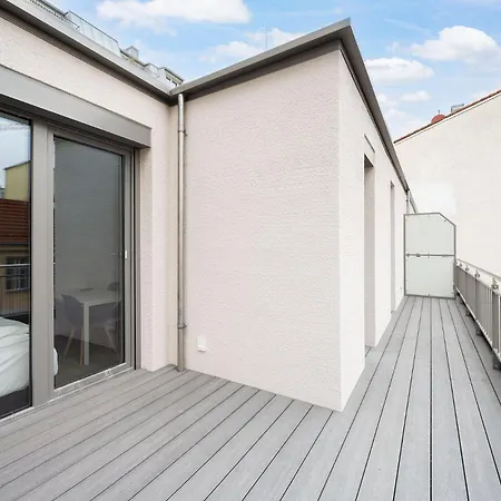 Homaris Therese Aparthotel 3*