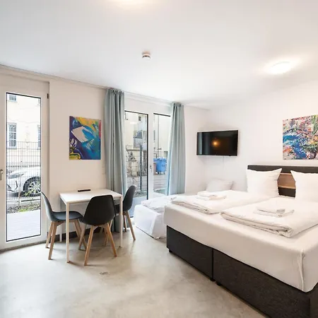 Homaris Therese 3*